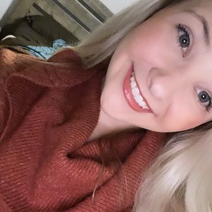 Meet your Posher, Sara